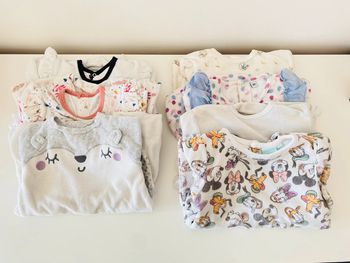 Lot de 7 pyjamas en velours 18 mois