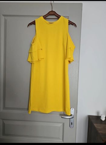Robe jaune 