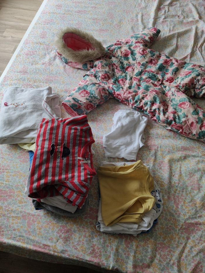 Lot de vêtements bébé garçon 12 mois - photo numéro 4