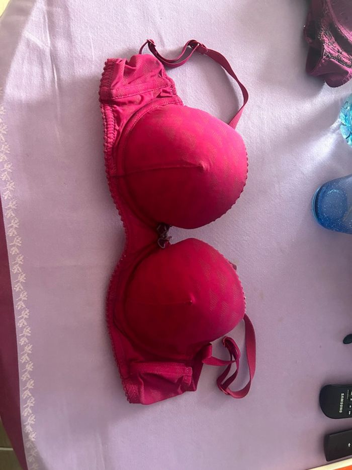 Soutien gorge rose foncé - photo numéro 4