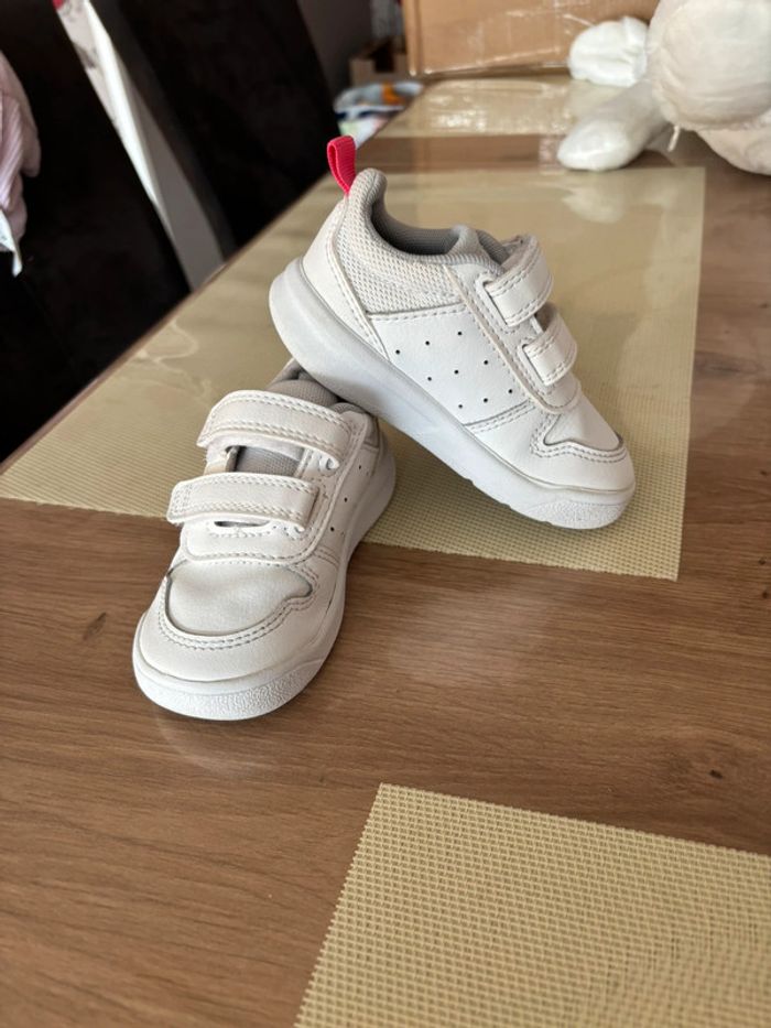 Chaussures p 21 - photo numéro 2