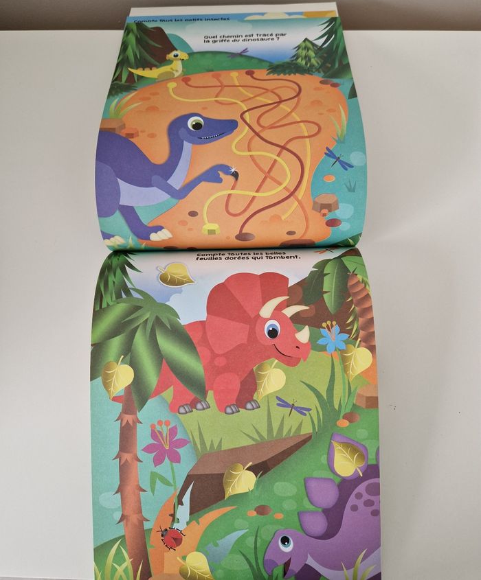 Livre activités dinosaures - photo numéro 2