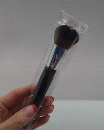 Pinceau blush Younique