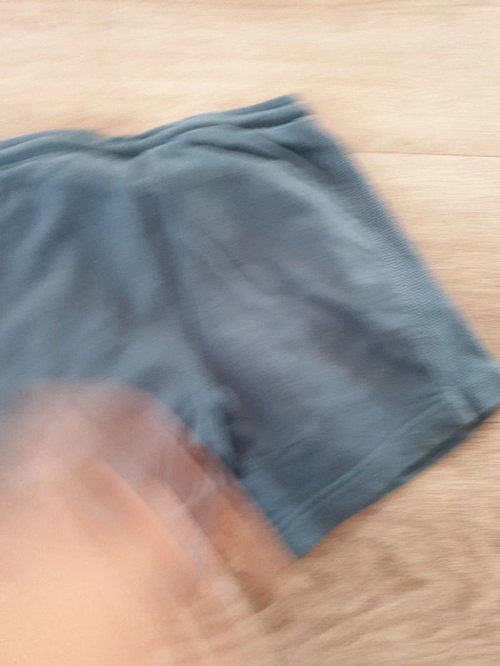 Short coton 6ans - photo numéro 3