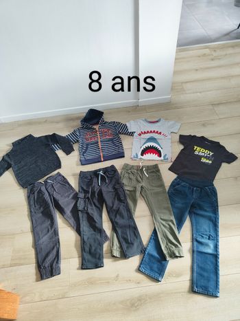 Lot vêtements 8 ans