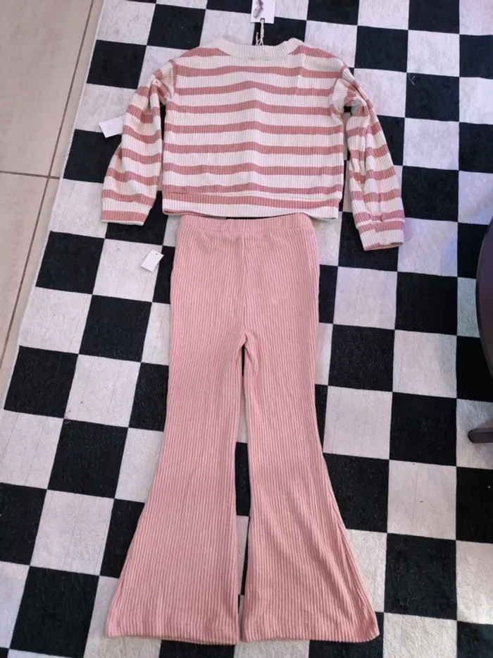 Ensemble Jessica Simpson – Taille 5/6 ans – Neuf avec étiquettes - photo numéro 3