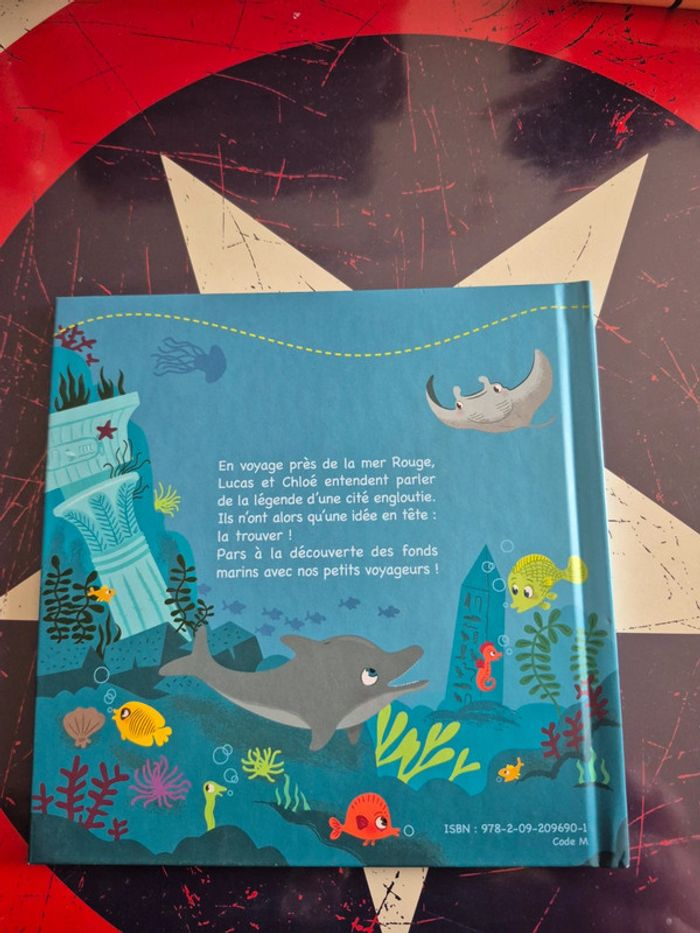 Livre Le secret sous la mer - photo numéro 2