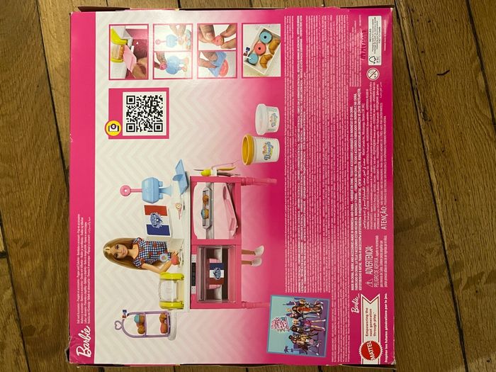 Coffret pâtisserie barbie avec pâte a modeler