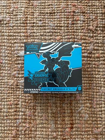 ETB Pokémon - EV10.5 - Foudre Noire (défaut)