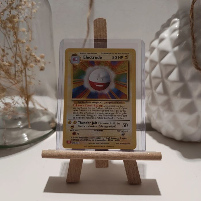 Pokémon carte Électrode holographique
