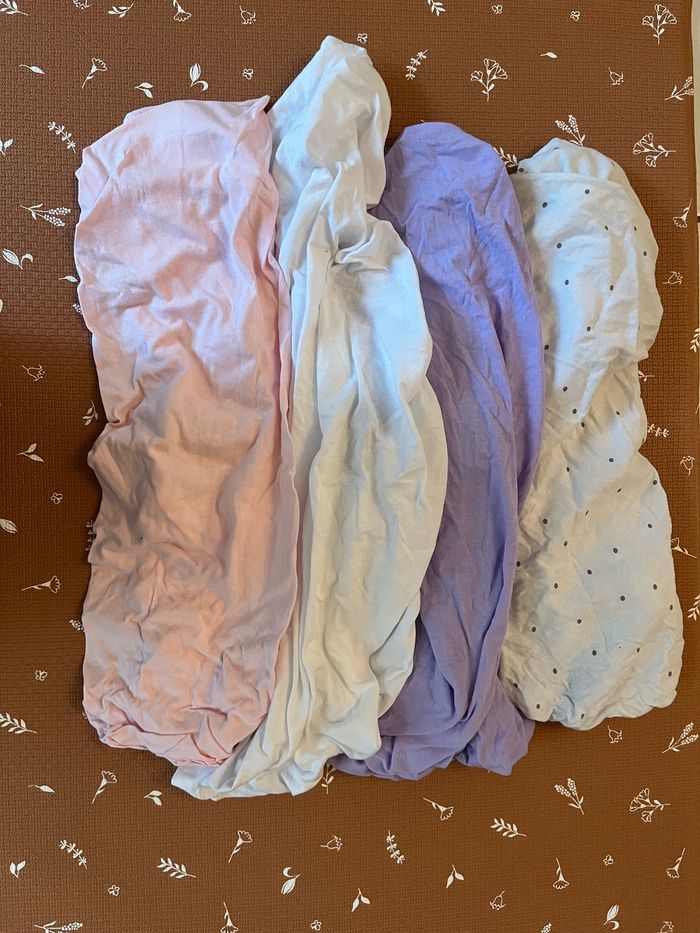 Lot 4 draps de berceau