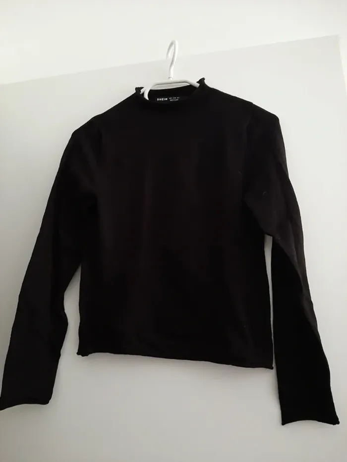 Pull noir S Shein