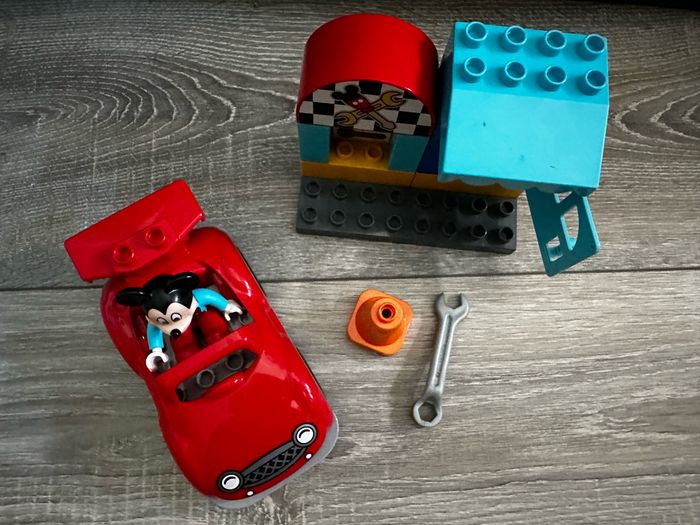 Lego Duplo L’atelier de Mickey - photo numéro 2