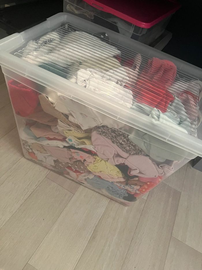 Vêtements fille et garçon