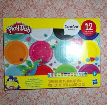 12 pâte à modeler neuves