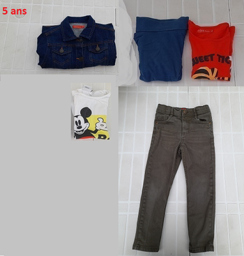 Lot de vêtemens 5 ans garçon