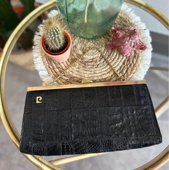 Magnifique pochette vintage Pierre Cardin en cuir reptile des années 1970
