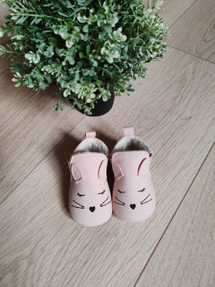 Chausson rose pale 3/6 mois Kiabi 🌸