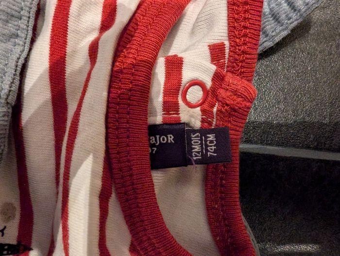 Salopette + body et un gilet - photo numéro 4