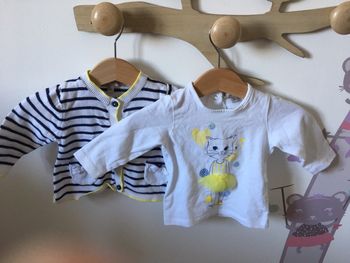 Ensemble t-shirt et gilet