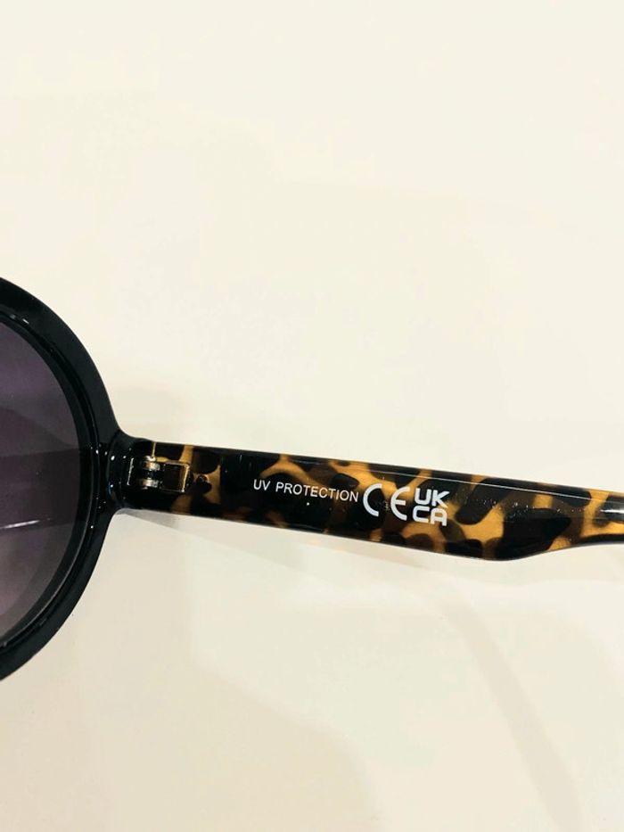 Lunette de soleil mixte ronde noire bras marron léopard uvprotection catégorie 3 - photo numéro 5
