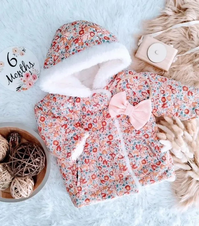 Manteau réversible fourrure et fleurie et bandeau cheveux sergent major fille 6 mois 🎀 - photo numéro 3