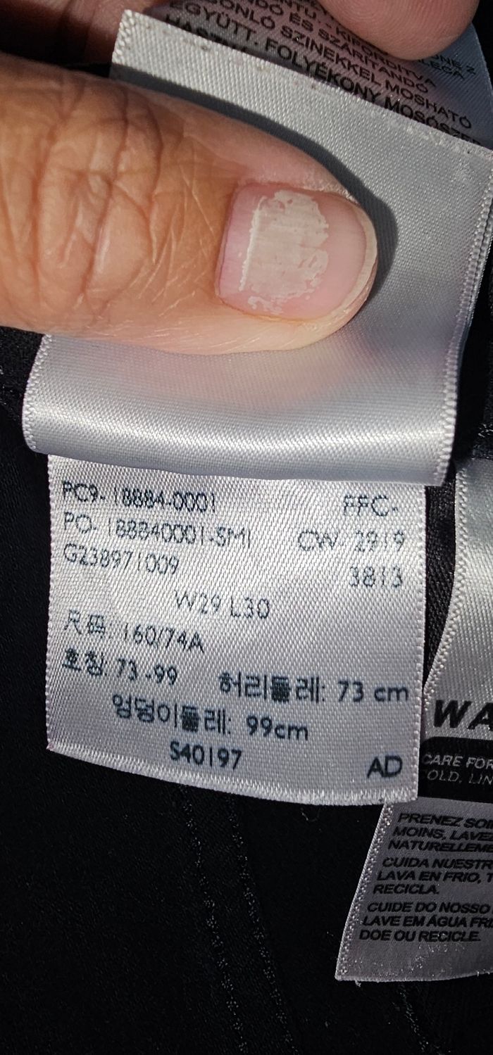 Levi's 712 noir w29 L30 - photo numéro 10