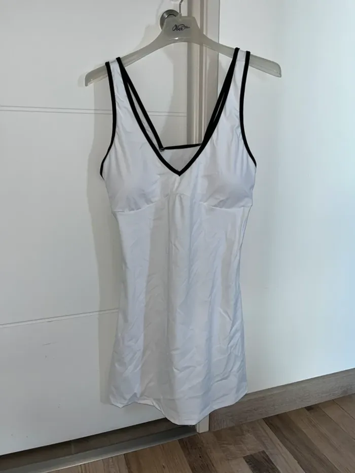 Robe de sport