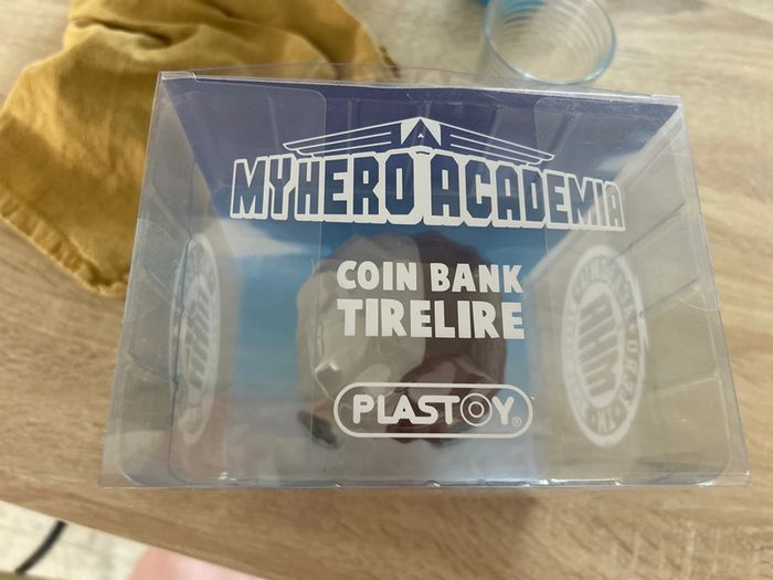 Tirelire shoto todoroki - photo numéro 2