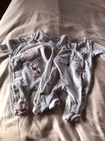 Lot pyjama taille 0 gemo