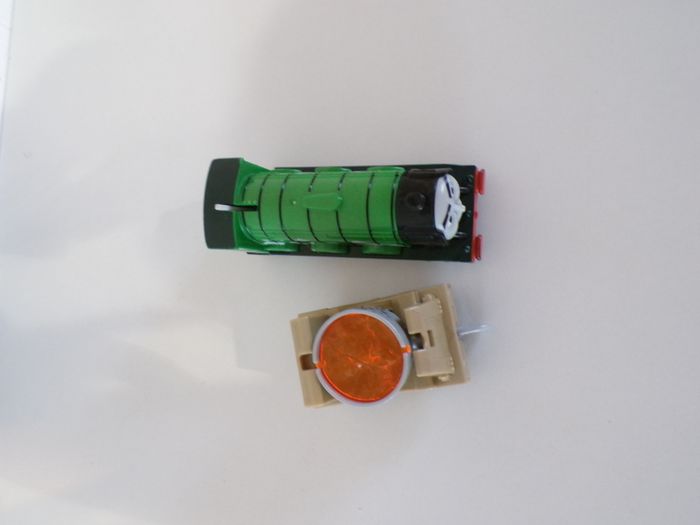 Train - Locomotive - Ecossais volant - Thomas et ses amis (J29) - photo numéro 5