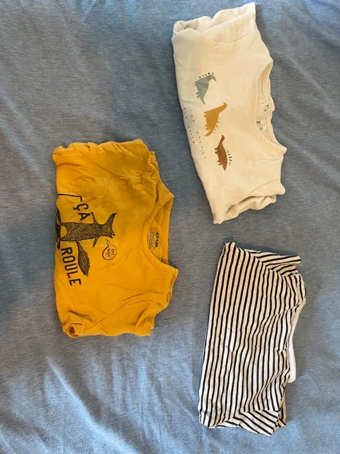 Lot t-shirts 12mois