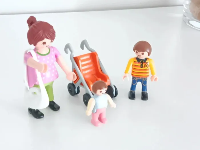 Femme enceinte avec enfants playmobil - photo numéro 9