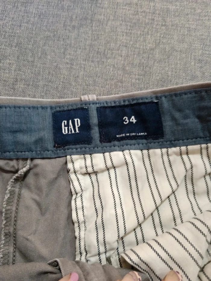 C54 short gris Gap W34 - photo numéro 3