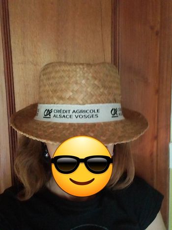 Chapeau de pailles femme Crédit Agricole