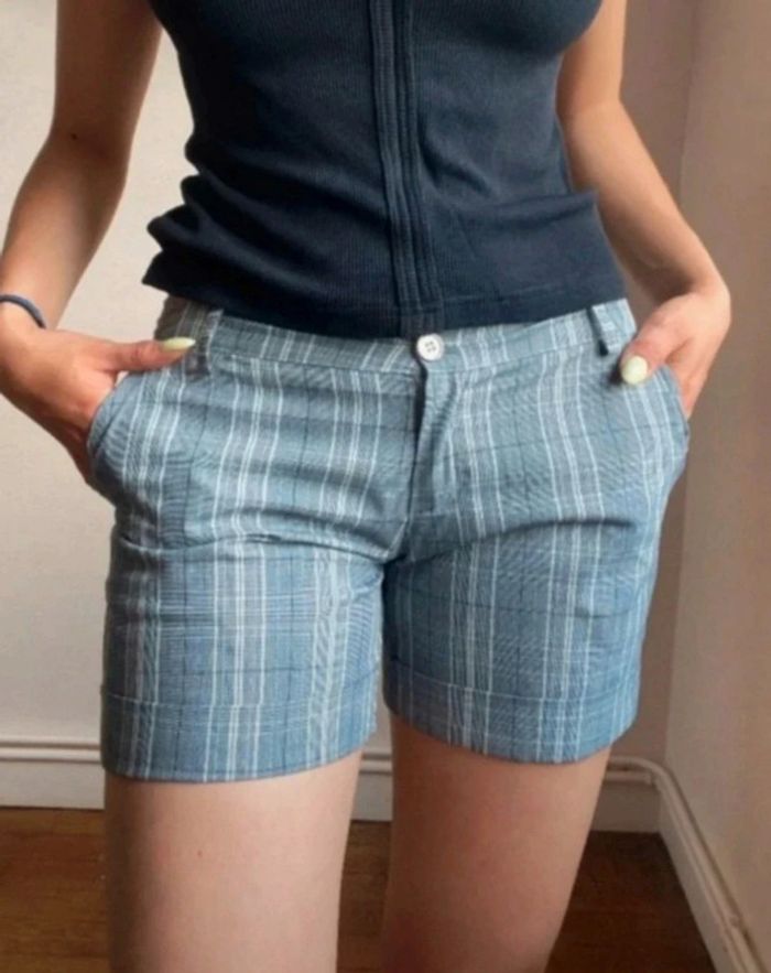 Short t.38 carreaux gris - photo numéro 10