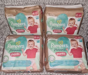 Couches Pampers Harmonie Pants taille 5