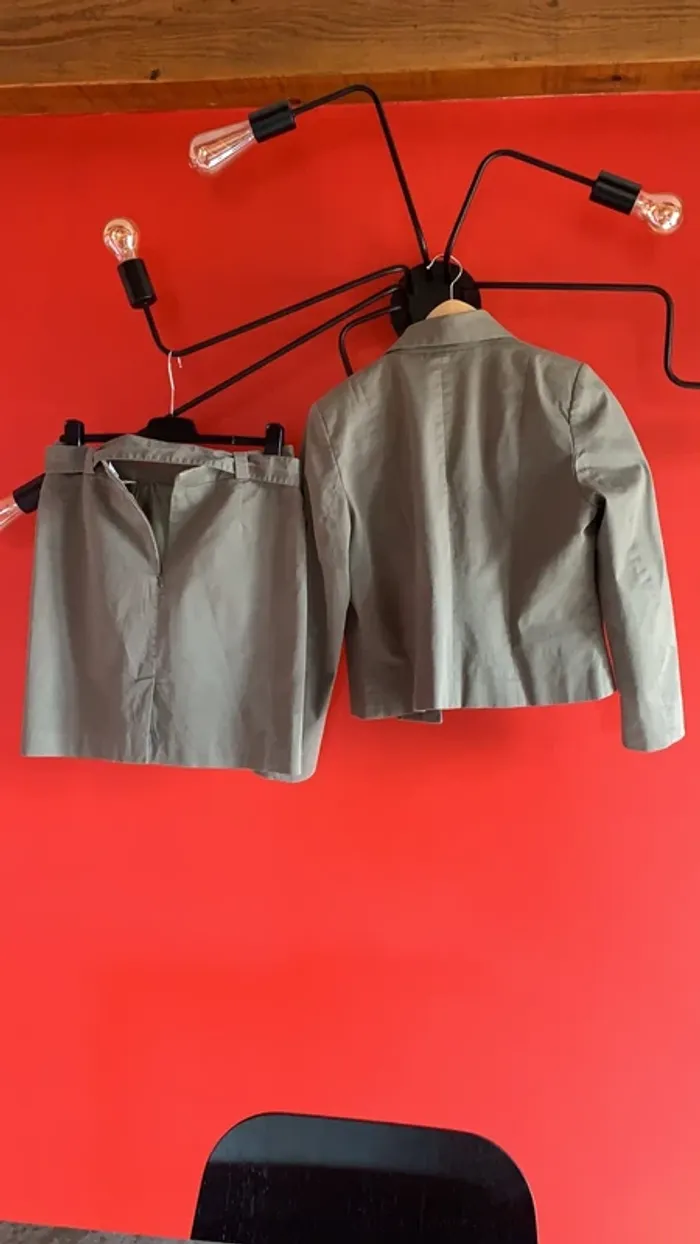 Veste et jupe ( Tailleur 123) - photo numéro 4