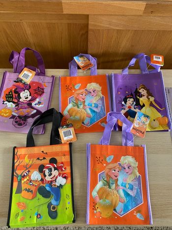 Sac bonbons Halloween disney frozen reine neiges Mickey Minnie mouse princesses neufs