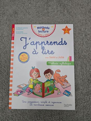 j'apprends à lire avec sami et julie