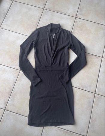 Robe moulante légère