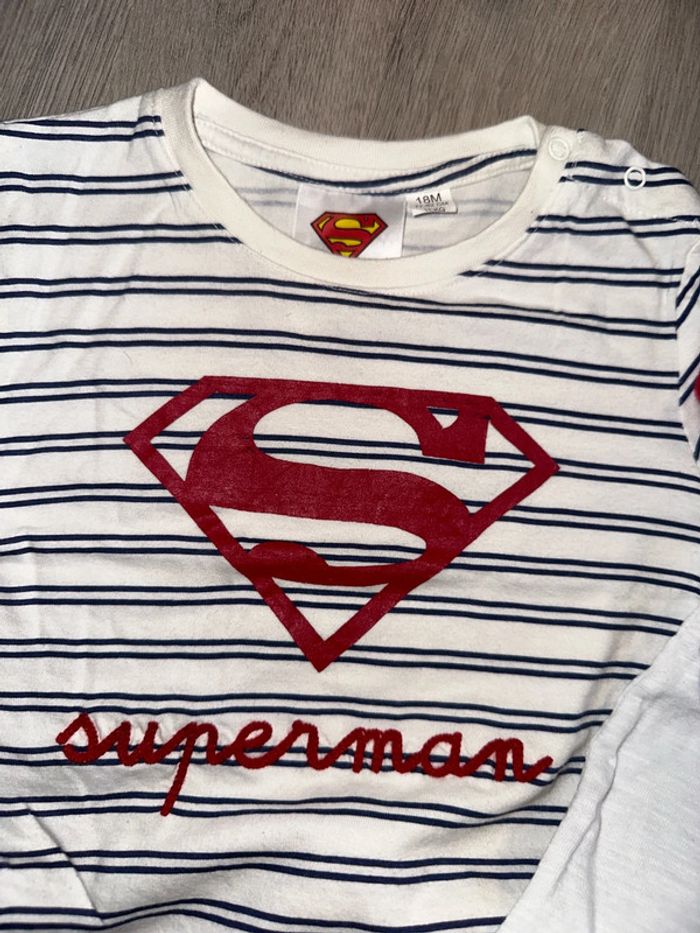 Short et t-shirt - photo numéro 2