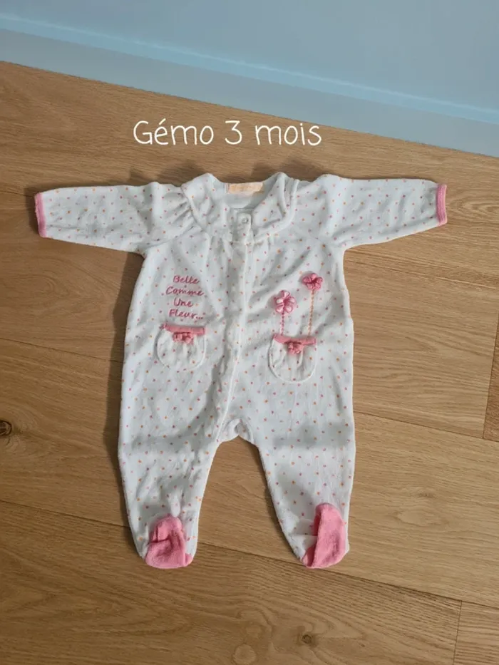Lot de 9 pyjamas - photo numéro 10