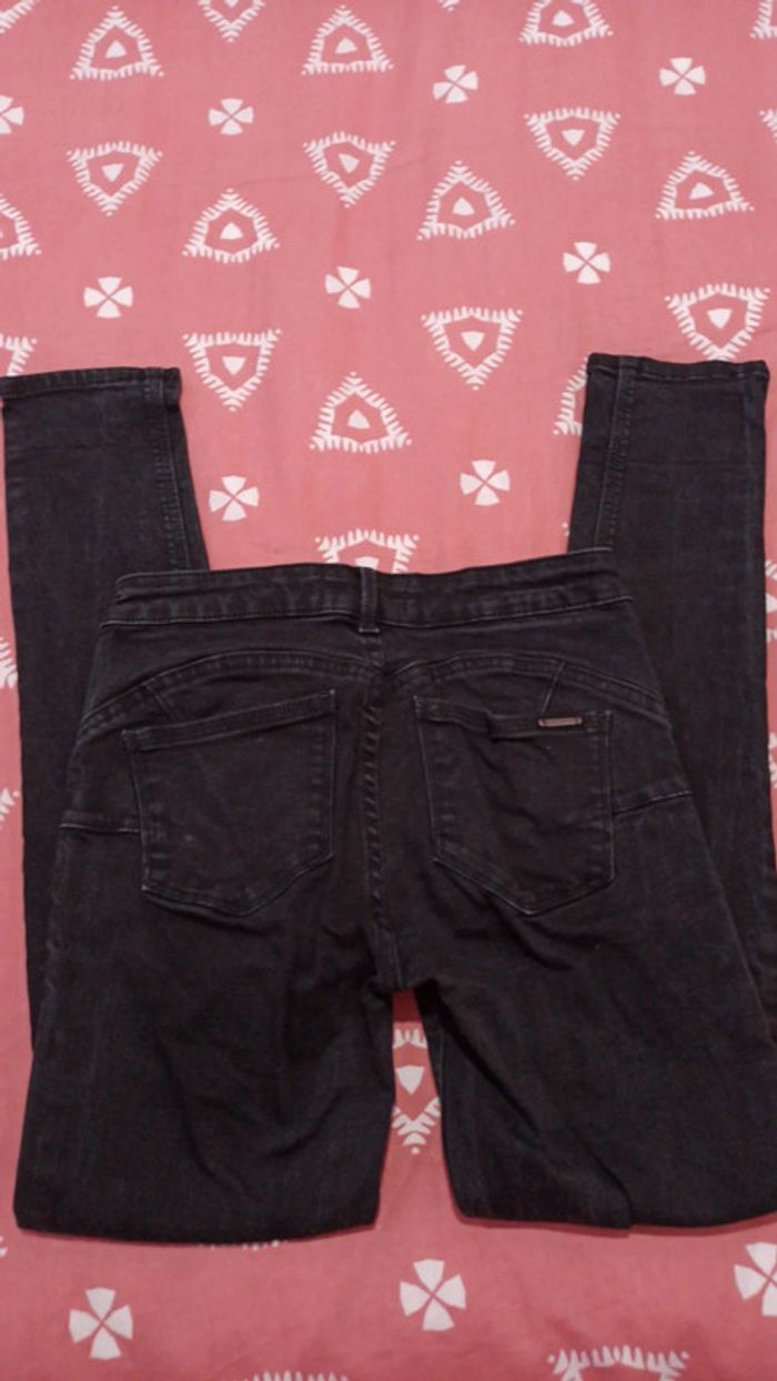 Jean noir Mango taille 34 - photo numéro 4