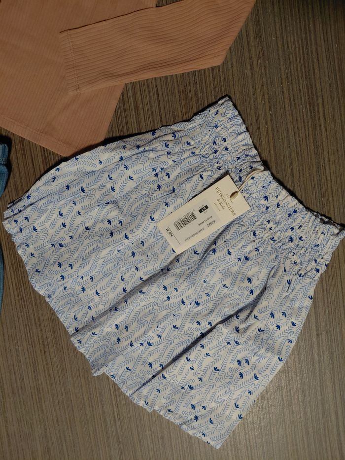 Très joli lot pour fille en taille 6ans 🌸 - photo numéro 2