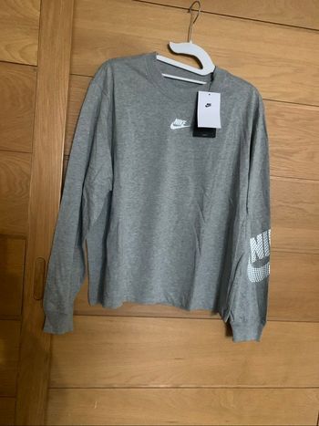 Tee-shirt manches longues neuf