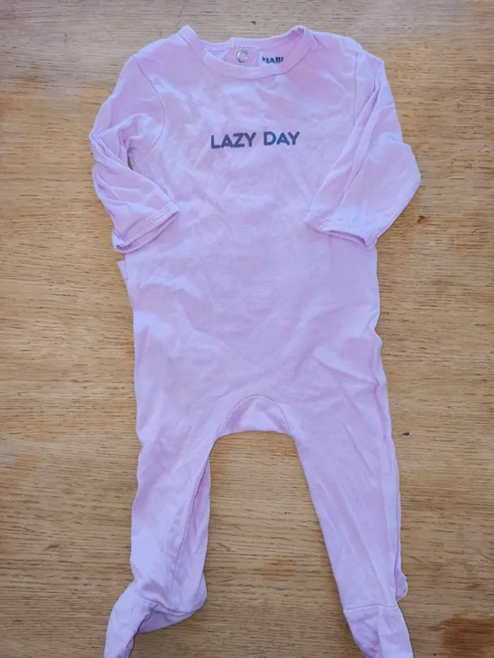 Pyjama une pièce kiabi 3 mois excellent état