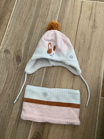 bonnet + plastron