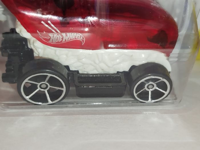 Hot Wheels Sushi Tuner Netflix Let's Race 2024 - photo numéro 5