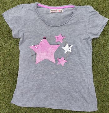 Très beau petit tee-shirt gris